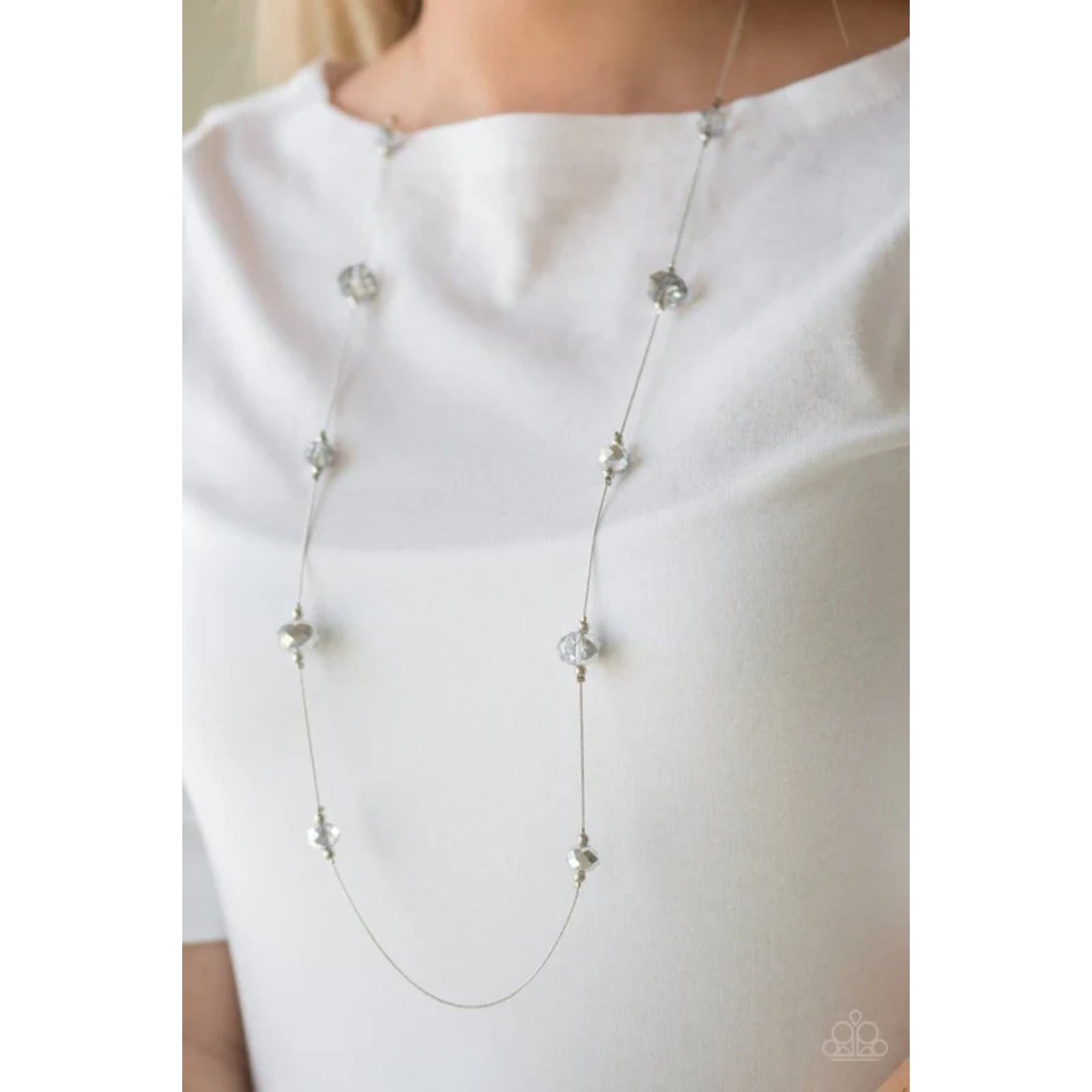 Champagne On The Rocks Silver Necklace 496 6$